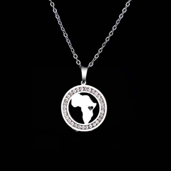 Colar Mapa África em circulo com zircônias cravejadas de aço inox