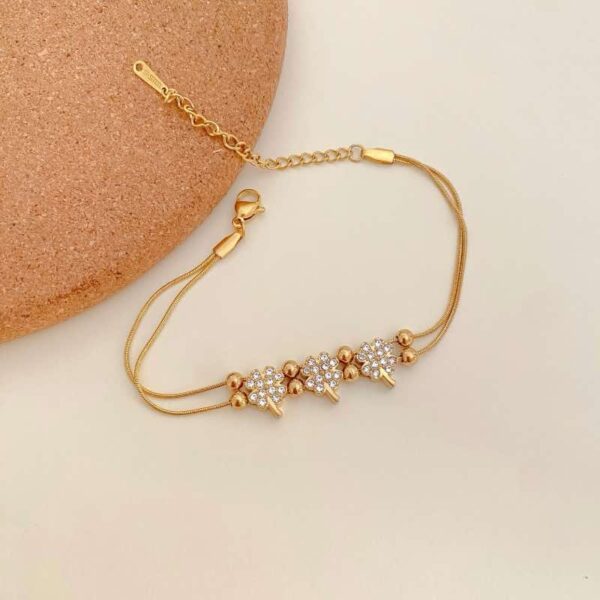 Pulseira Feminina em Aço Inoxidável com Flores de Cristais - Image 2