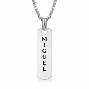 Colar Placa Personalizada Vertical com Nome em Aço Inoxidável